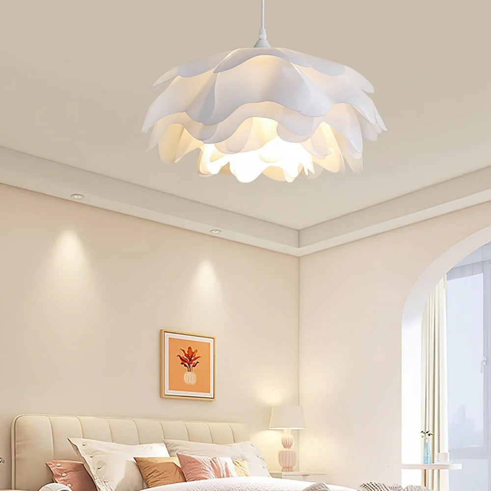 Aeloria Flower Shaped Snow Petal Pendant Light