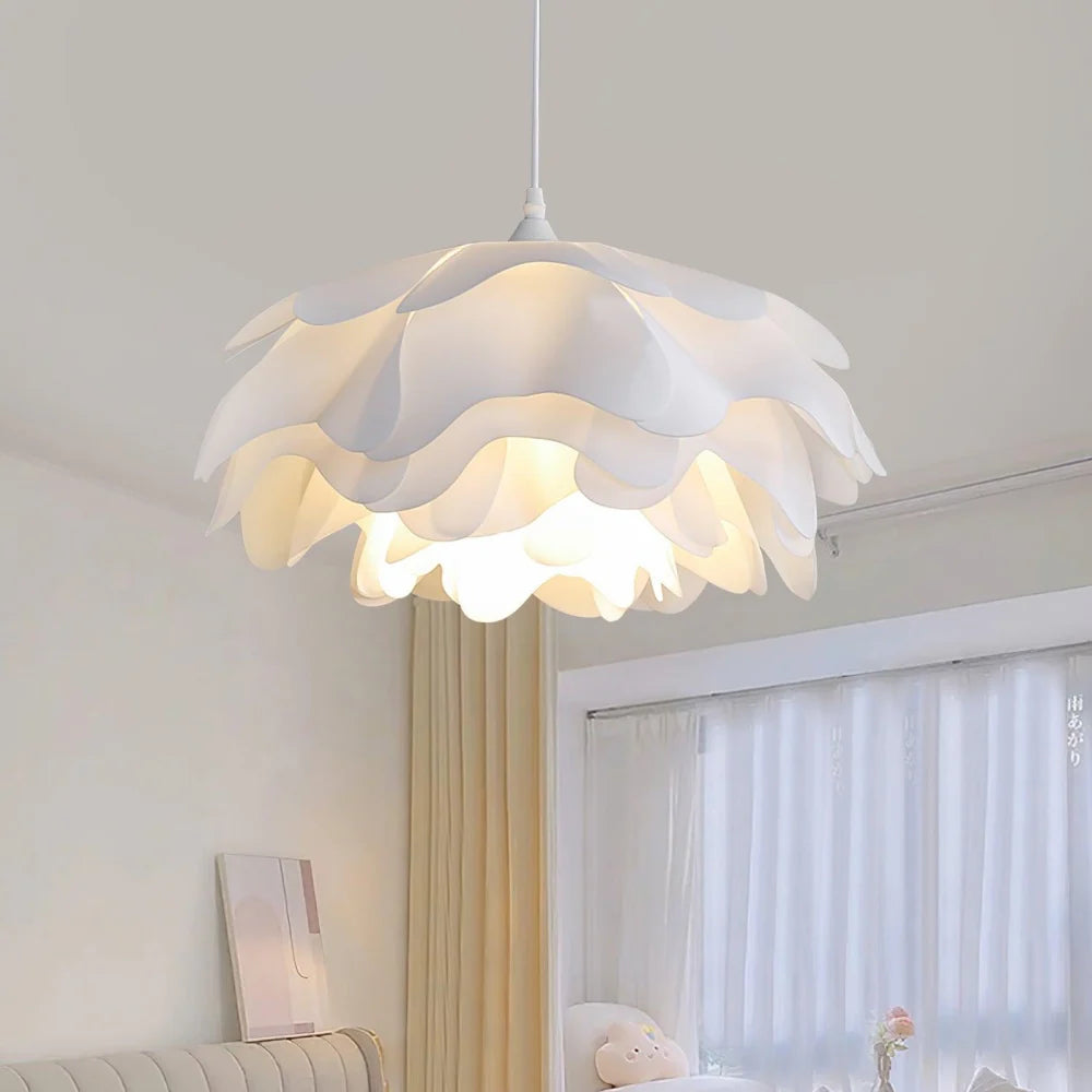 Aeloria Flower Shaped Snow Petal Pendant Light