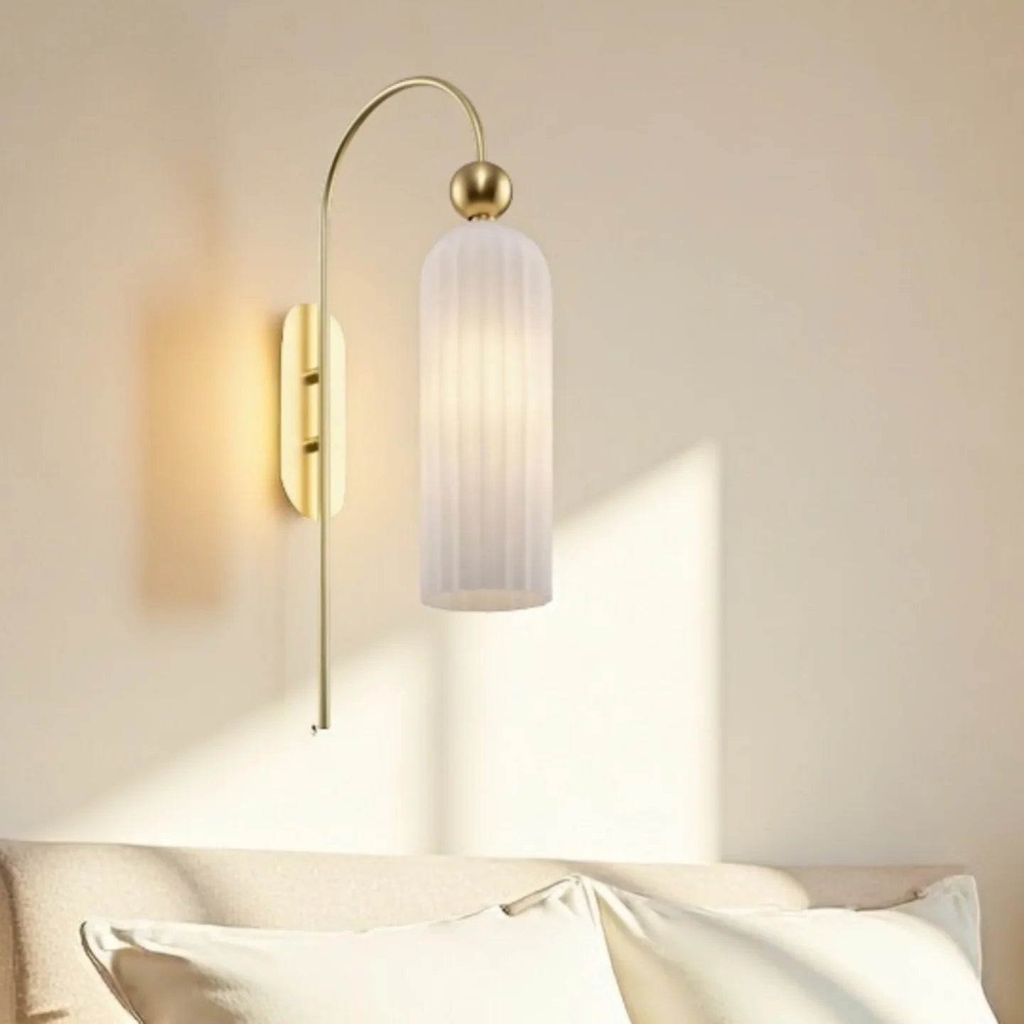 Alvyen Nordic Vertical Glass Wall Light